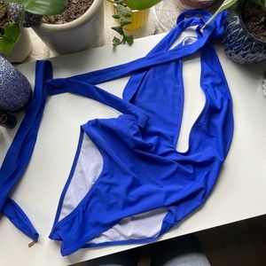 Blue Low-cut One Piece Swimsuit